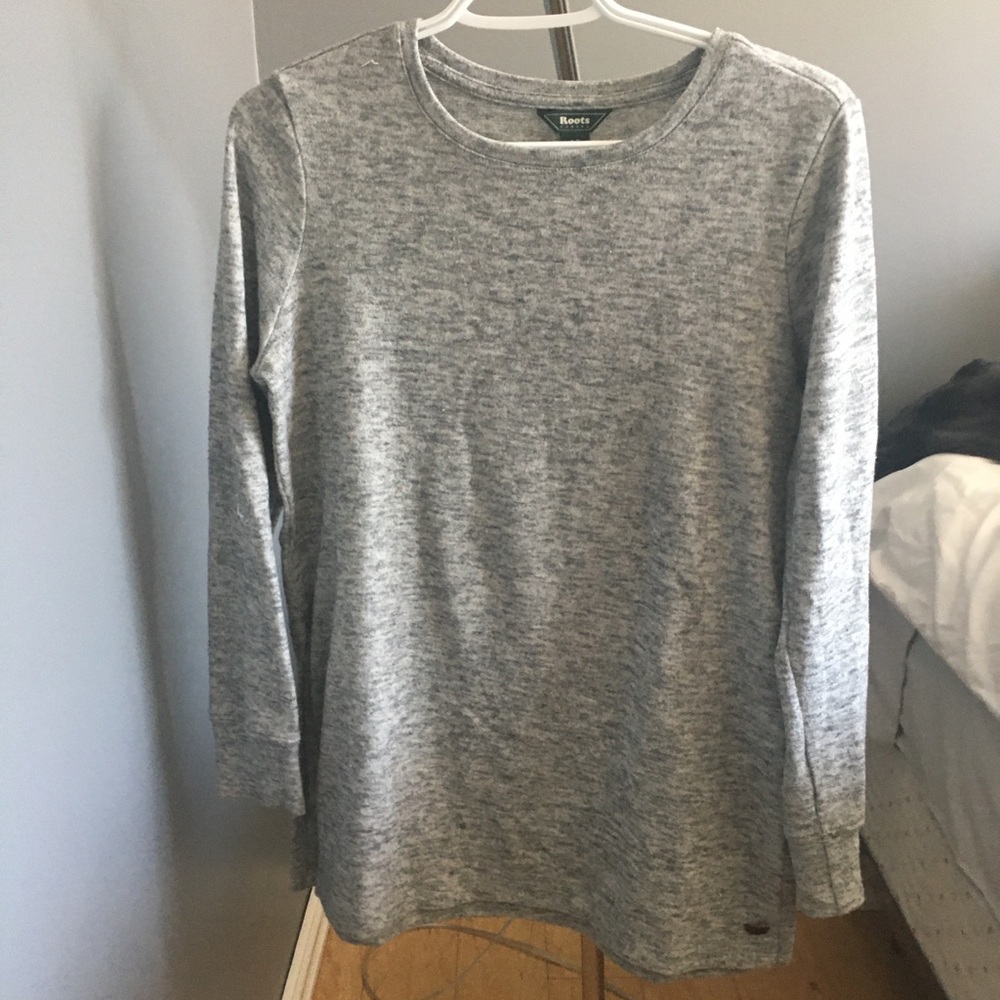 Roots sweater